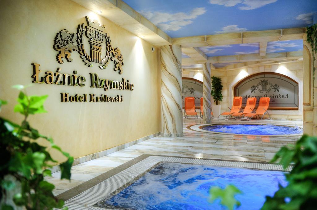 Hotel Krolewski Janow Lubelski Exterior photo