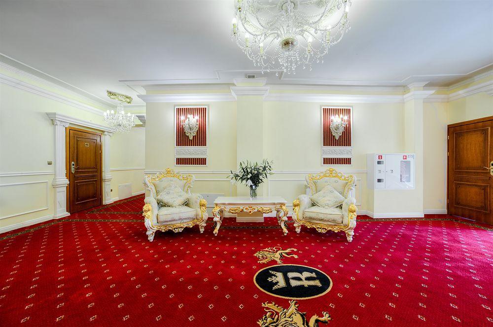 Hotel Krolewski Janow Lubelski Exterior photo